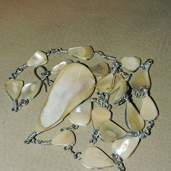 Dalmatian Mother of Pearl Necklace Wire Wrapped Teardrop Pendant 24 Inch Silver - Picture 7 of 12